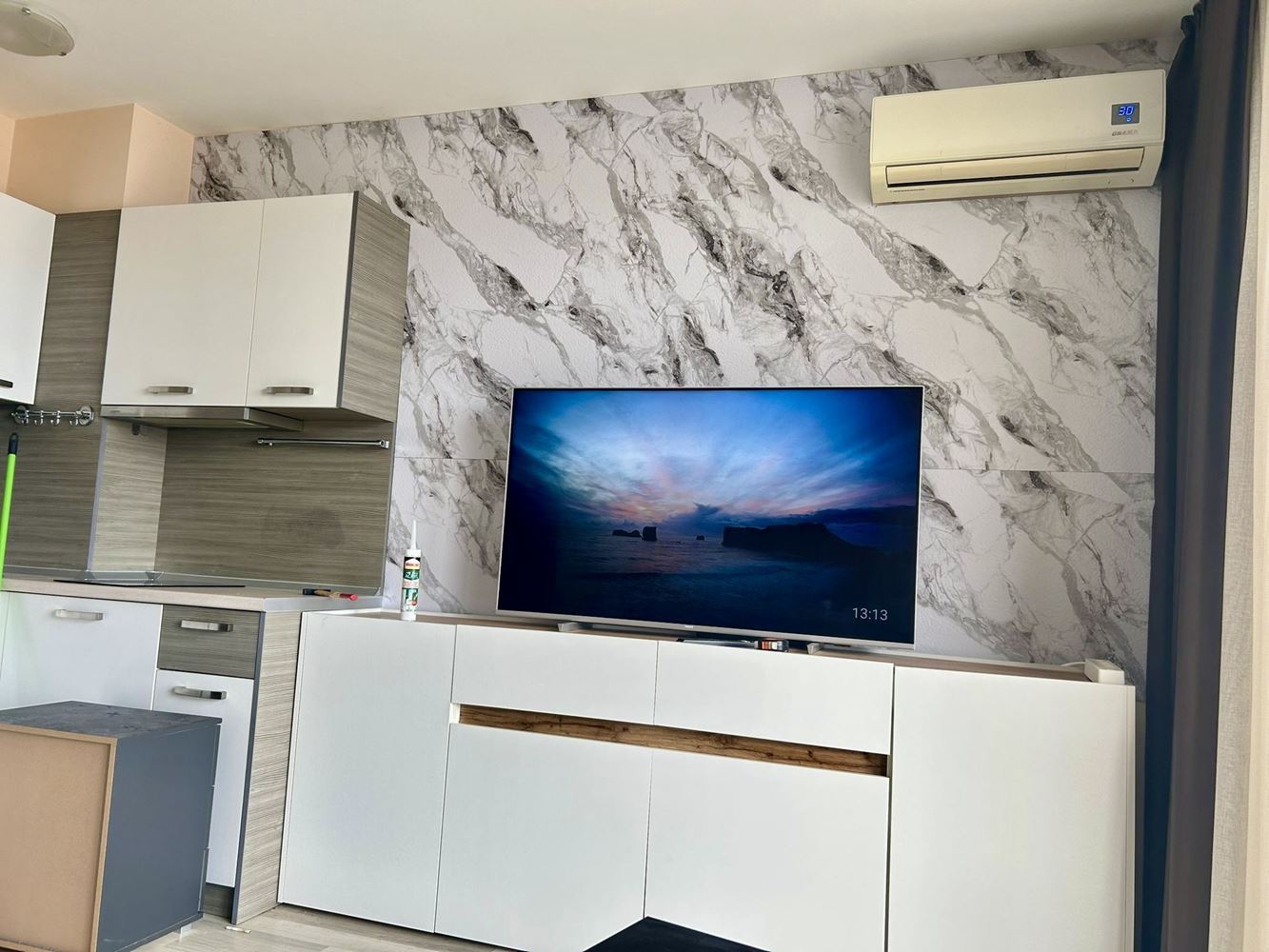 Przestronne apartament z dwiema sypialniami imponującą panoramą morską w kompleksie w Nesebyrze