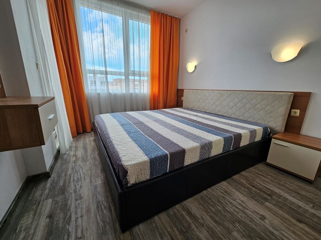 Ekskluzywne 2-pokojowe mieszkanie z panoramicznym widokiem na basen w Słonecznym Brzegu