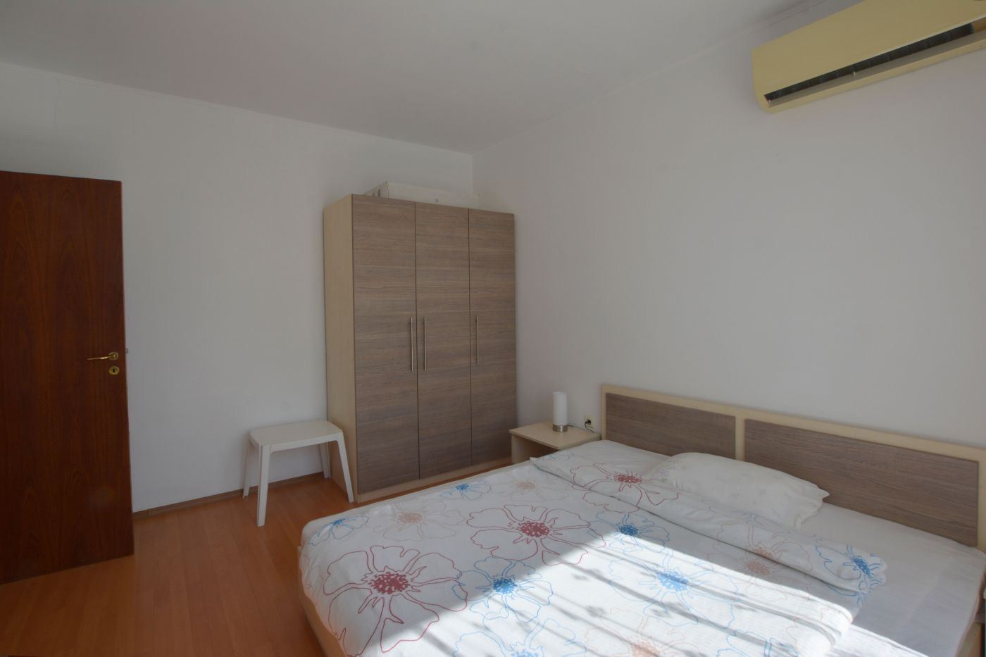Apartament z jedną sypialnią 100 metrów od plaży w Słonecznym Brzegu – doskonała lokalizacja i świetna inwestycja