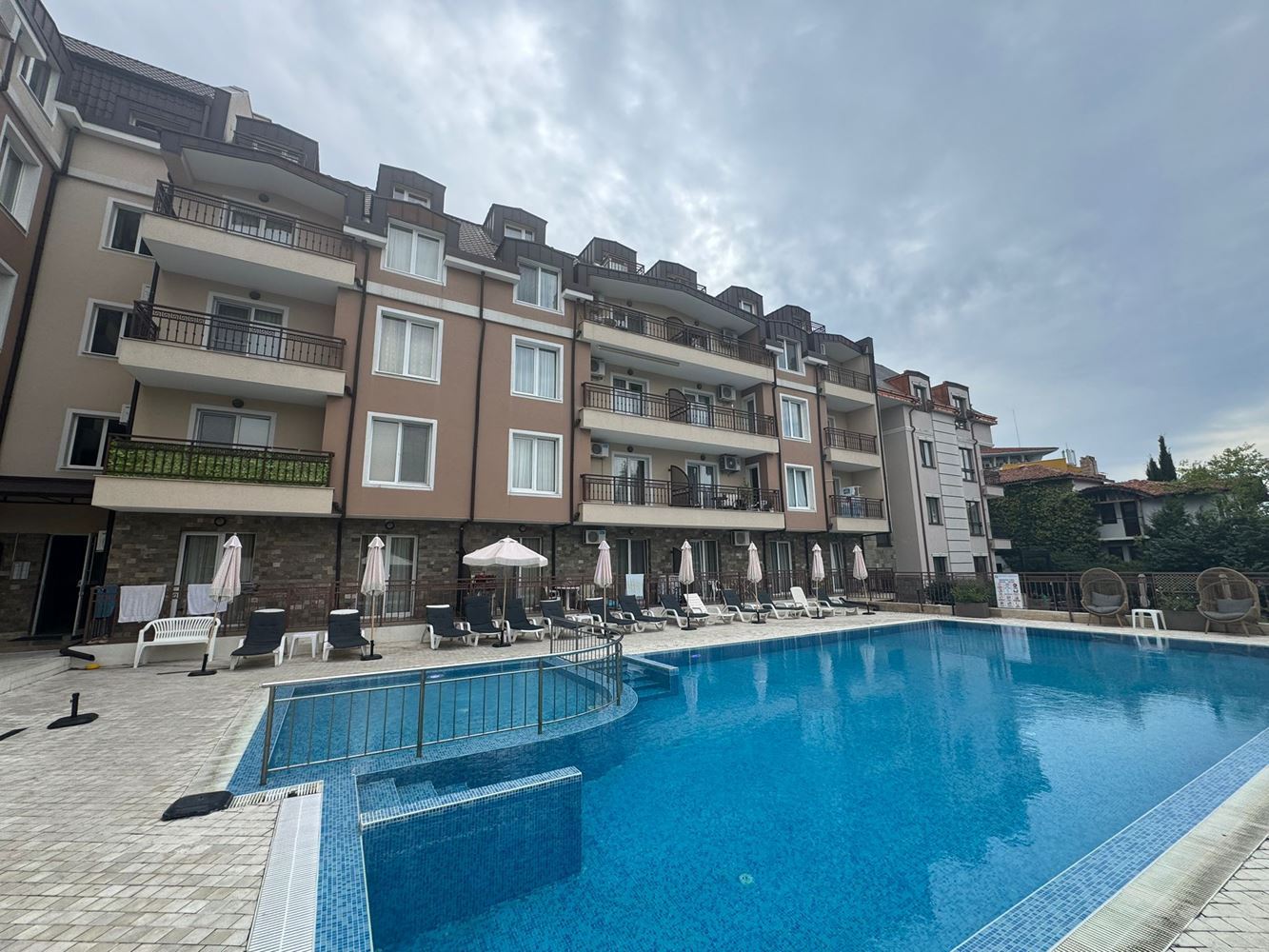 Przestronny apartament z jedną sypialnią w eleganckim kompleksie na Słonecznym Brzegu