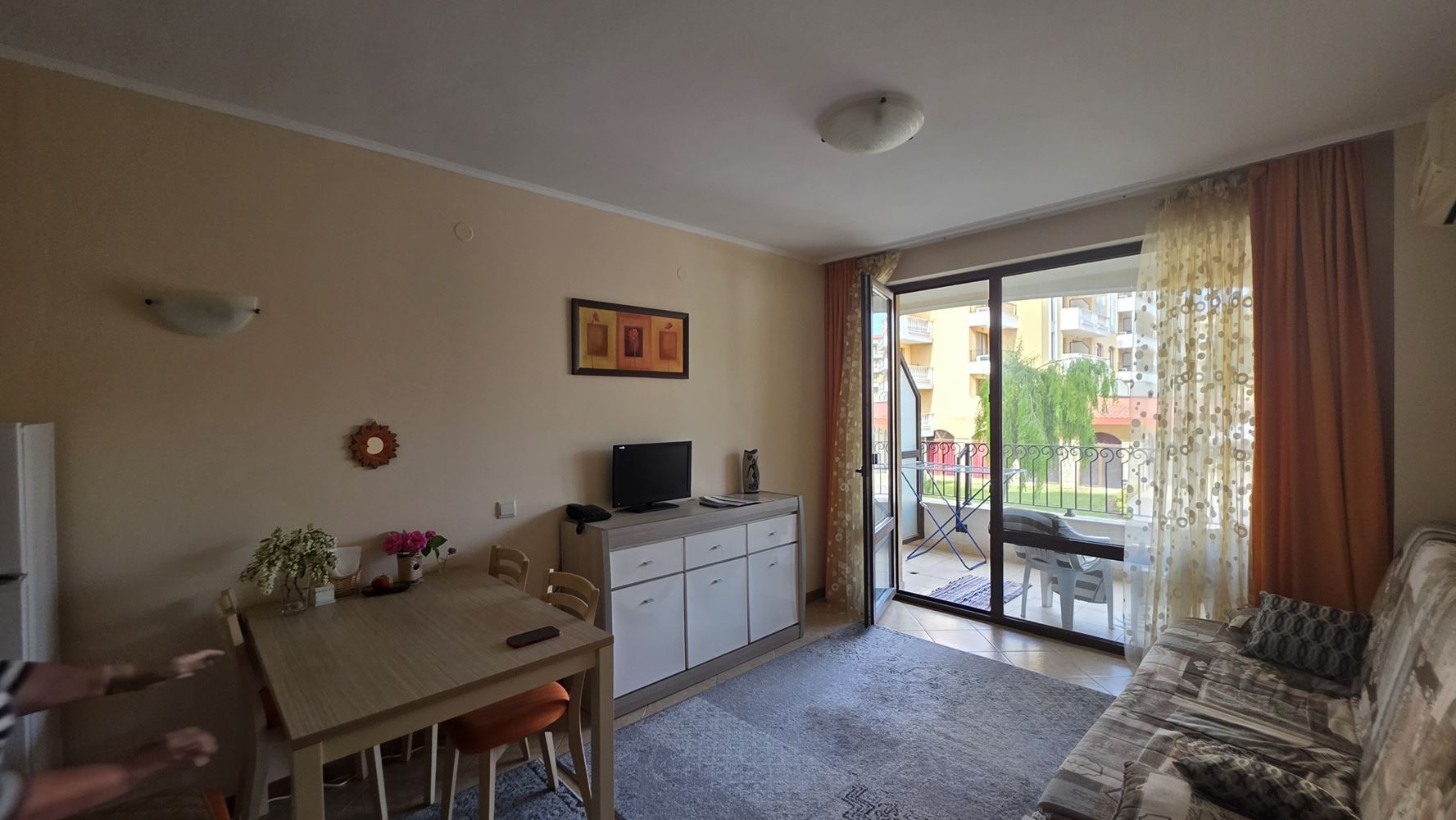 Luksus, komfort i doskonała inwestycja – apartament z jedną sypialnią z widokiem na basen w prestiżowym kompleksie w Słonecznym Brzegu