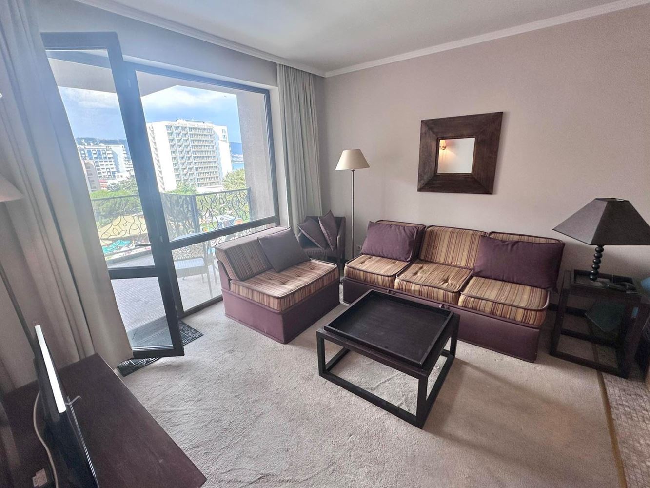 Luksusowy apartament z jedną sypialnią z panoramicznym widokiem na morze w prestiżowym kompleksie w Słonecznym Brzegu