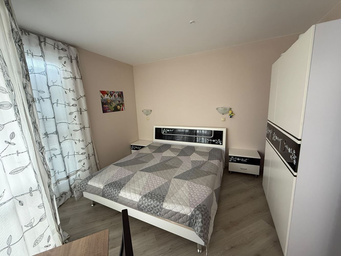 Apartament z jedną sypialnią wśród zieleni, w kompleksie z basenem i placem zabaw