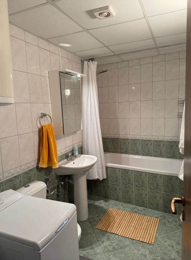 Przestronny apartament z dwiema sypialniami w pierwszej linii brzegowej w Rawdzie – przestronny morski dom z wyjątkowym widokiem