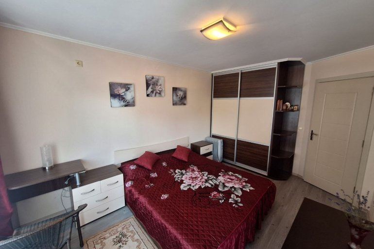 Przytulny apartament z jedną sypialnią 200 metrów od plaży w Rawdzie – komfort i spokój w doskonałej nieruchomości nad morzem
