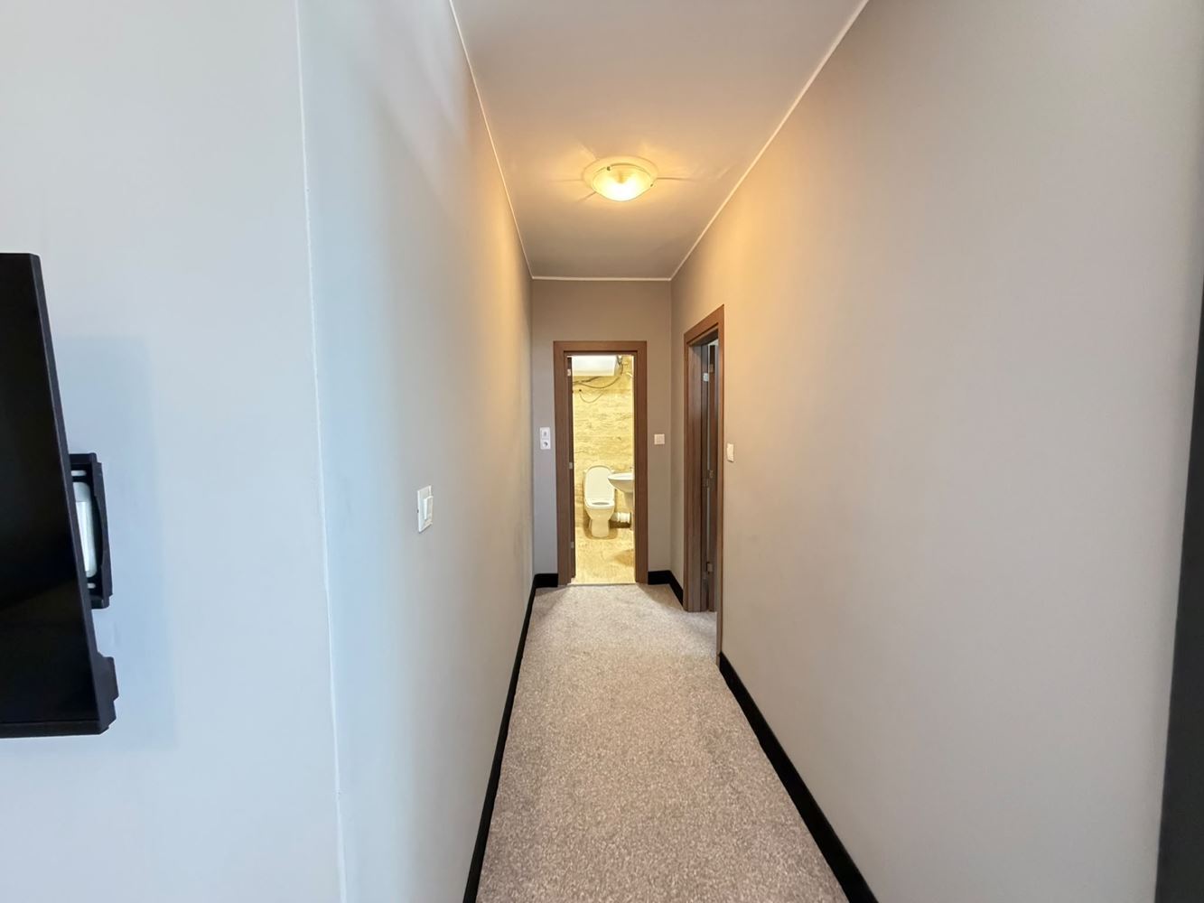 Luksusowy apartament w pierwszej linii morza w Słonecznym Brzegu z frontalnym widokiem na morze