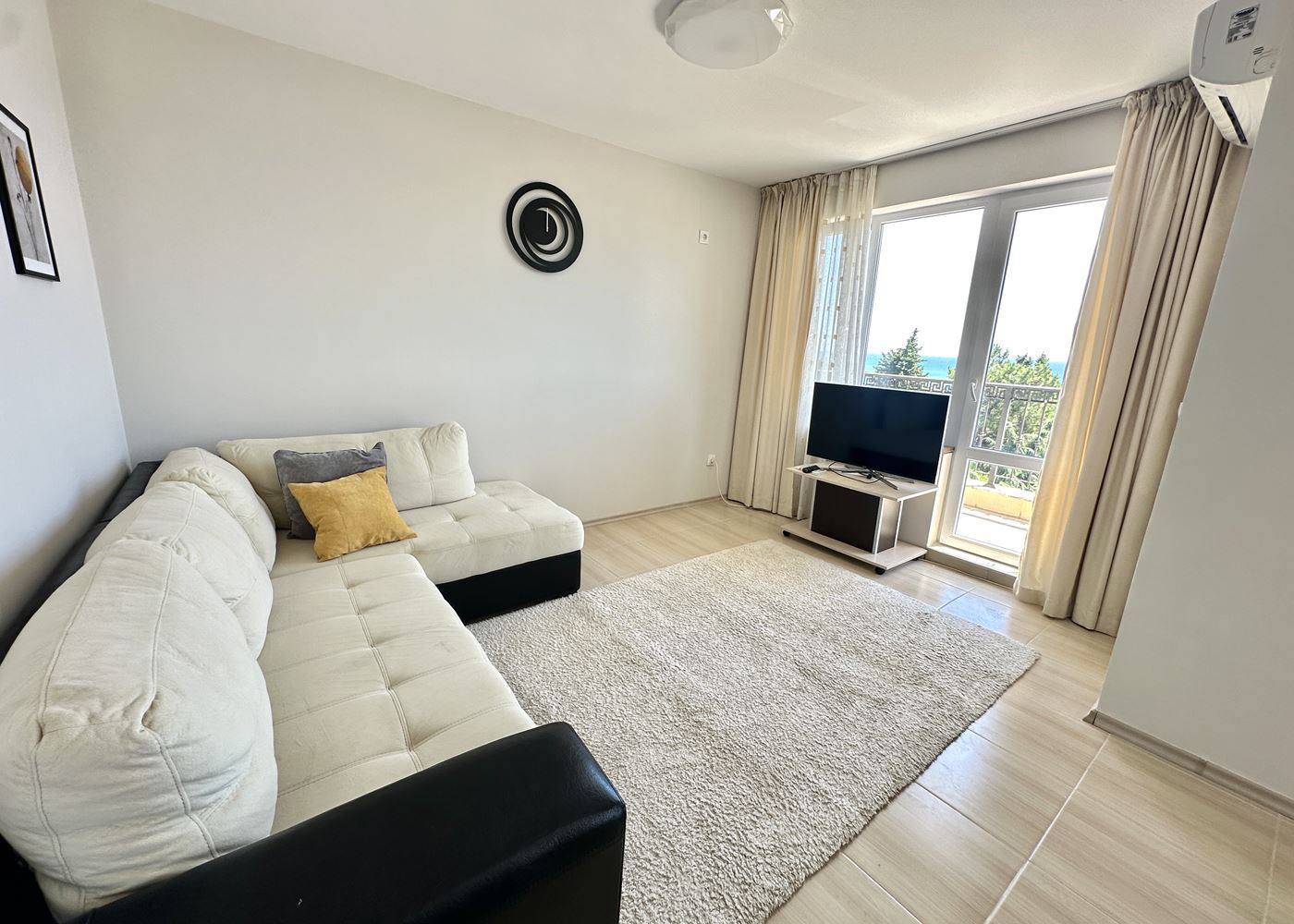 Apartament z jedną sypialnią w pierwszej linii z panoramicznym widokiem na morze w Nessebarze