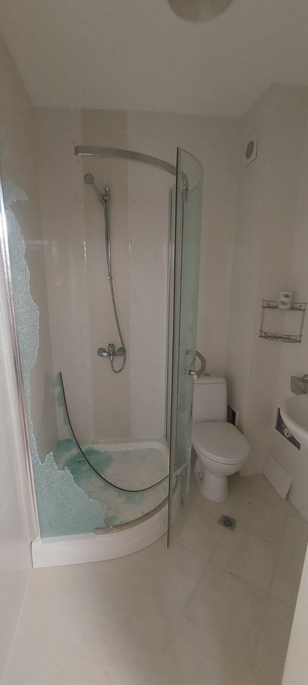 Dwupoziomowy apartament z wyjątkowym panoramicznym widokiem na morze w Świętym Własie – bez opłaty za utrzymanie