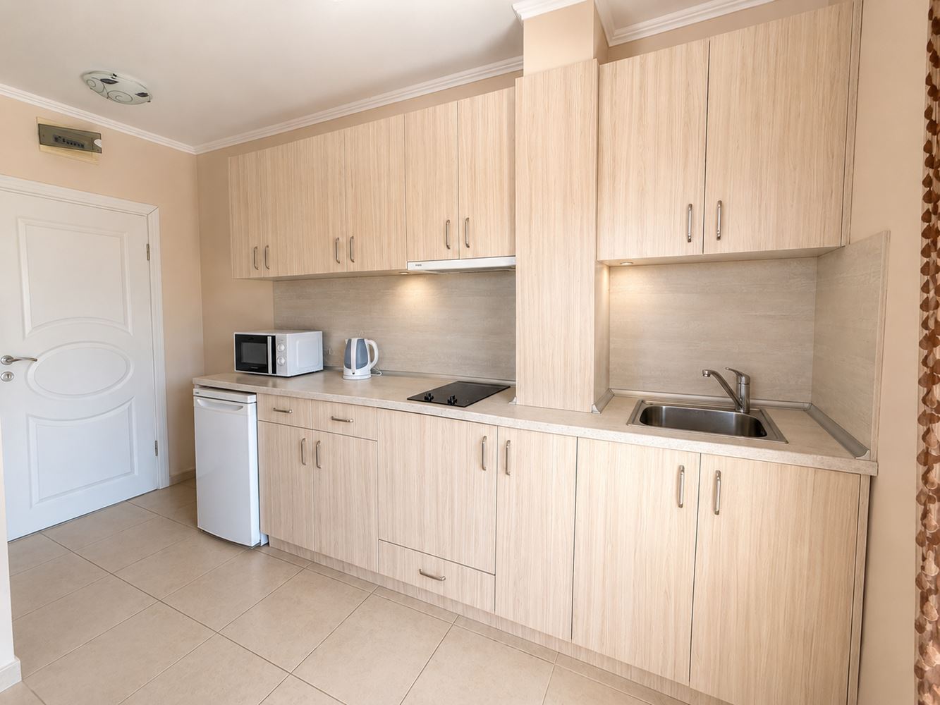 Apartament z dwiema sypialniami i dwoma tarasami w spokojnym kompleksie w Słonecznym Brzegu