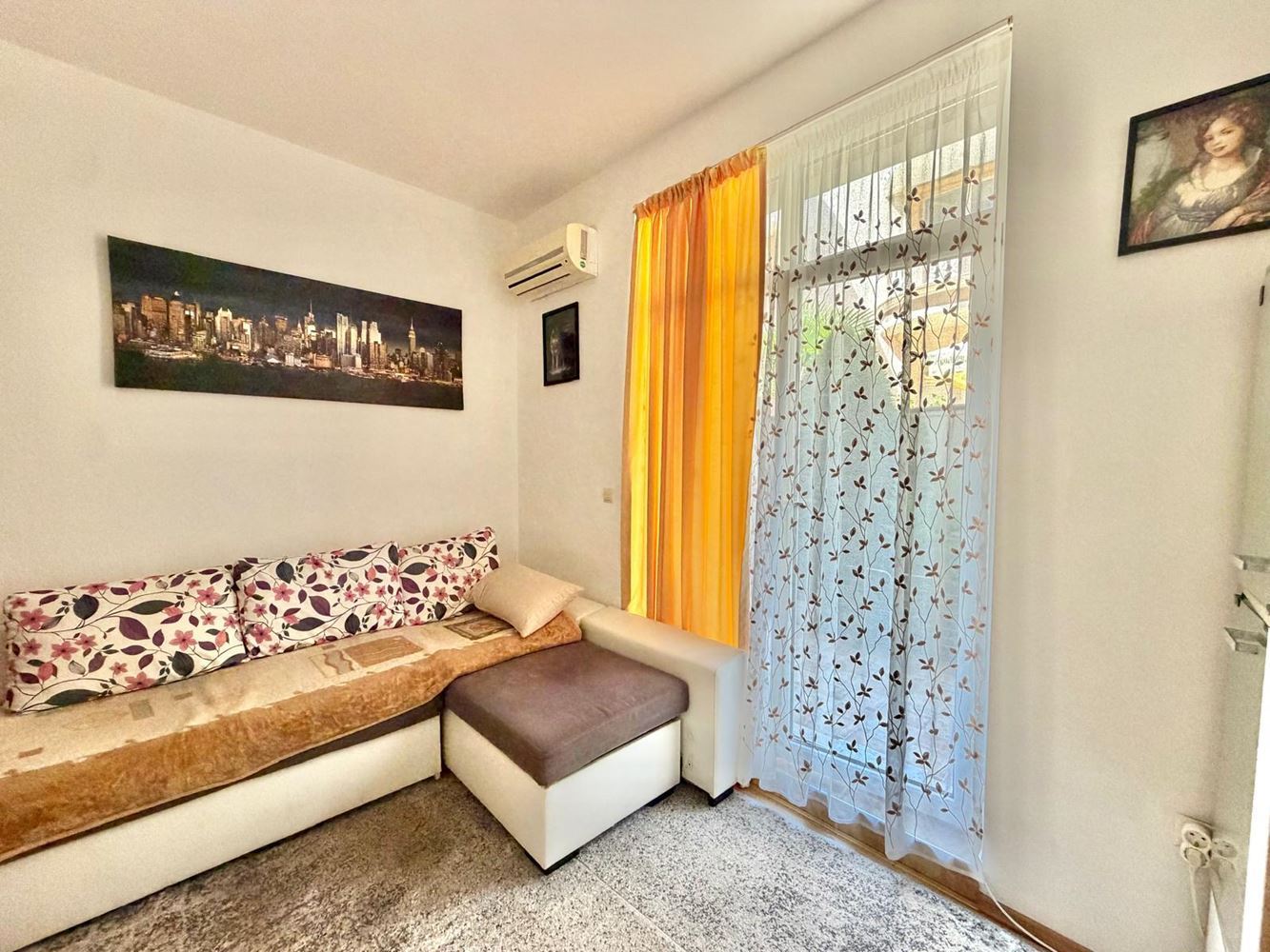 Apartament z jedną sypialnią i prywatnym ogródkiem w Rawdzie – tylko 200 m od morza