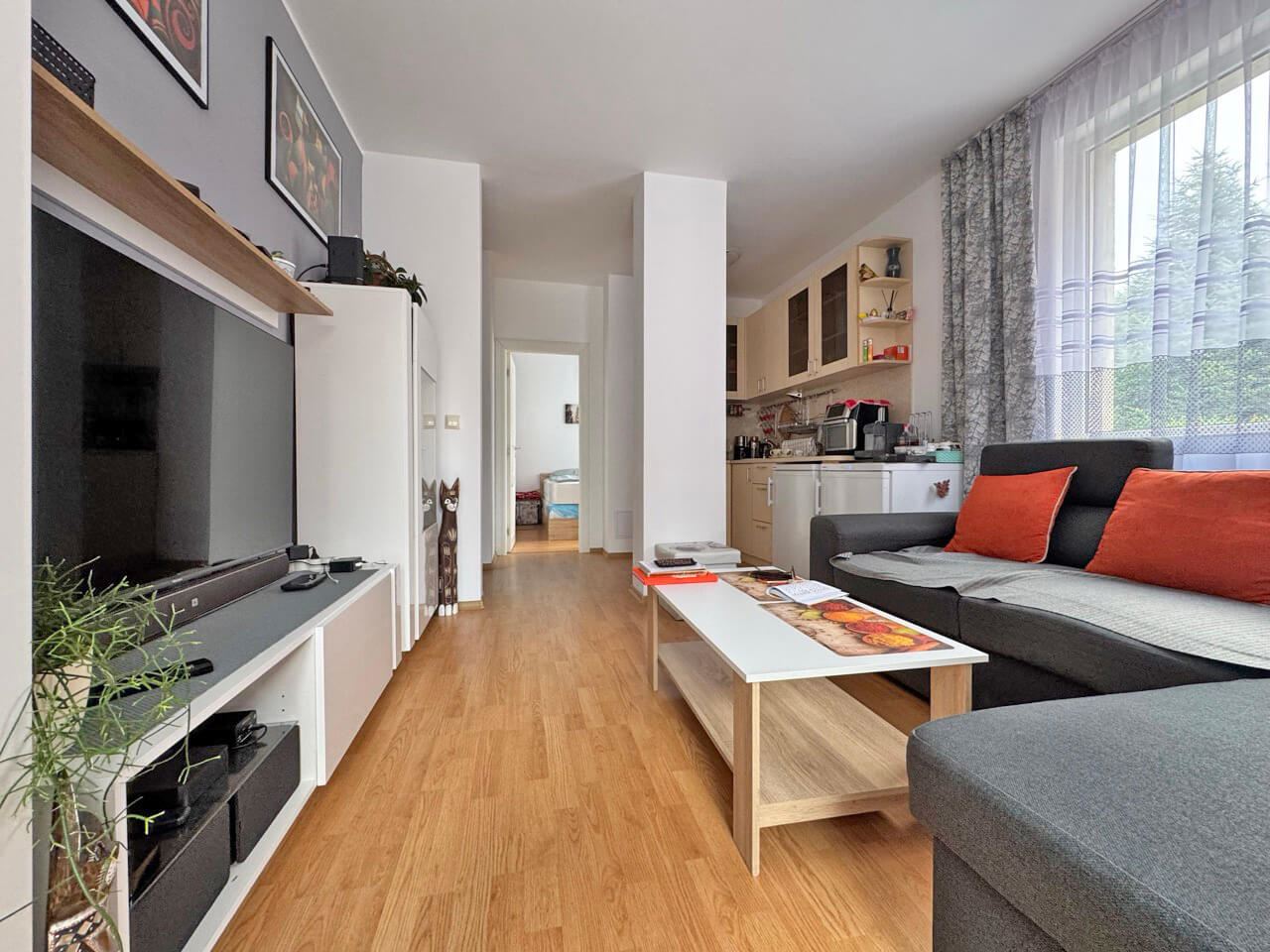 Luksusowy apartament z jedną sypialnią z widokiem na basen w prestiżowym kompleksie w Słonecznym Brzegu