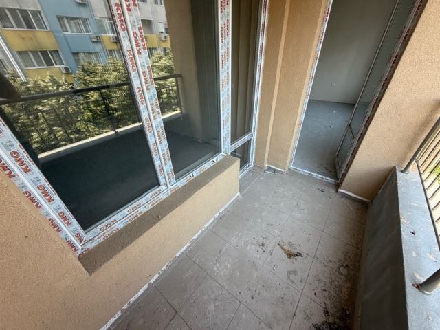 Nowe mieszkanie z jedną sypialnią o przestronnej powierzchni i doskonałej lokalizacji w dzielnicy Meden Rudnik, strefa V, Burgas