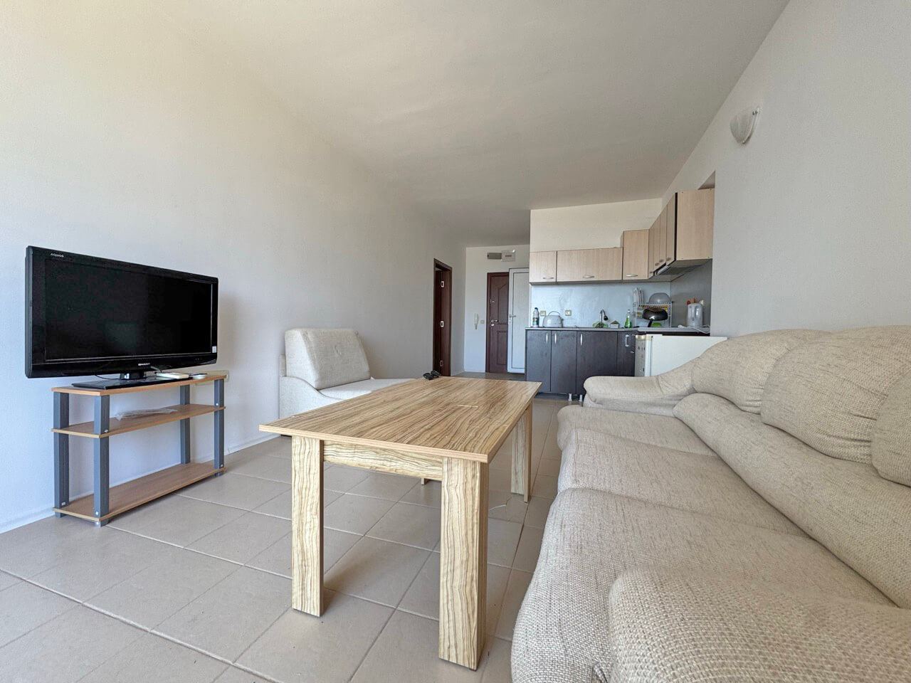 Słoneczny i przestronny apartament z jedną sypialnią i widokiem na morze w Słonecznym Brzegu