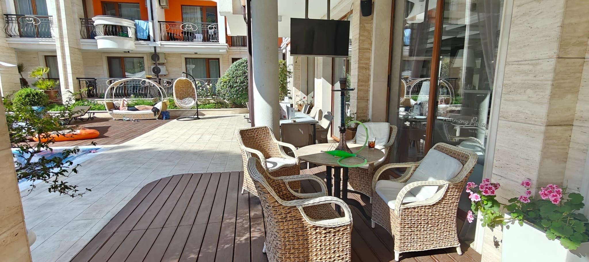 Mieszkanie z jedną sypialnią w centrum Słonecznego Brzegu – elegancki kompleks z doskonałymi udogodnieniami