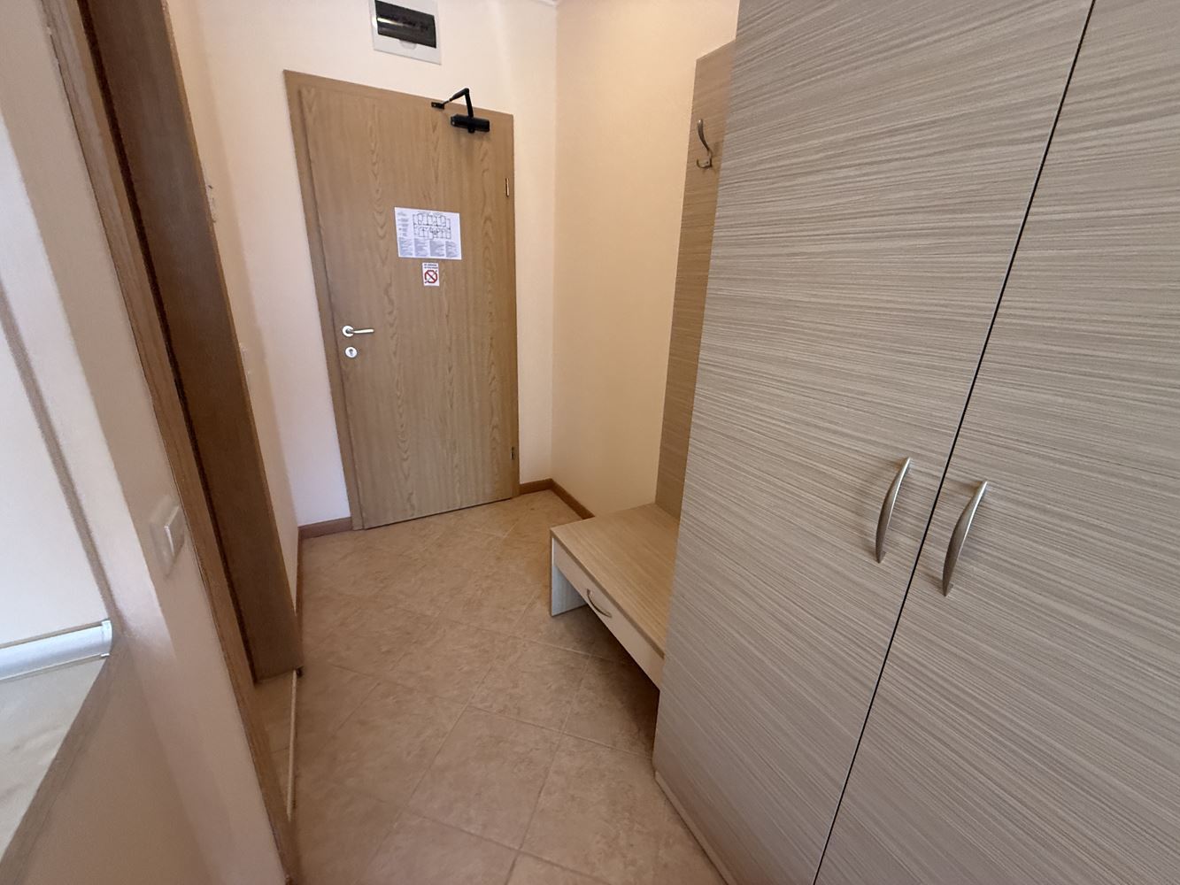 Komfort nad morzem i centralna lokalizacja – studio w nowoczesnym kompleksie w Słonecznym Brzegu