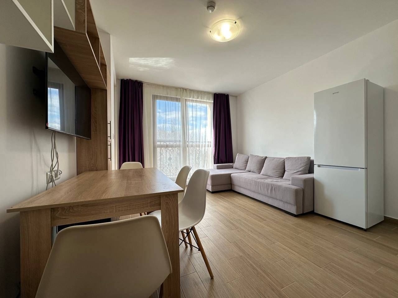 Trzypokojowe mieszkanie w elitarnym kompleksie w Sunny Beach – nowoczesny luksus, komfort i morska atmosfera