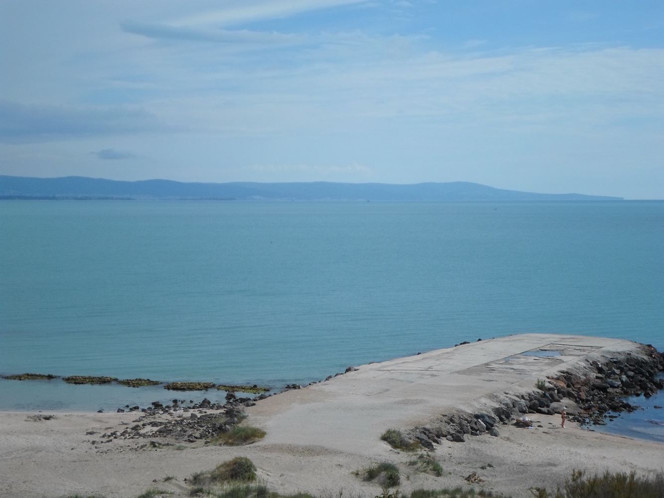 Przestronne mieszkanie z dwiema sypialniami w Pomorie z panoramicznym widokiem na morze – idealny dom nad brzegiem morza