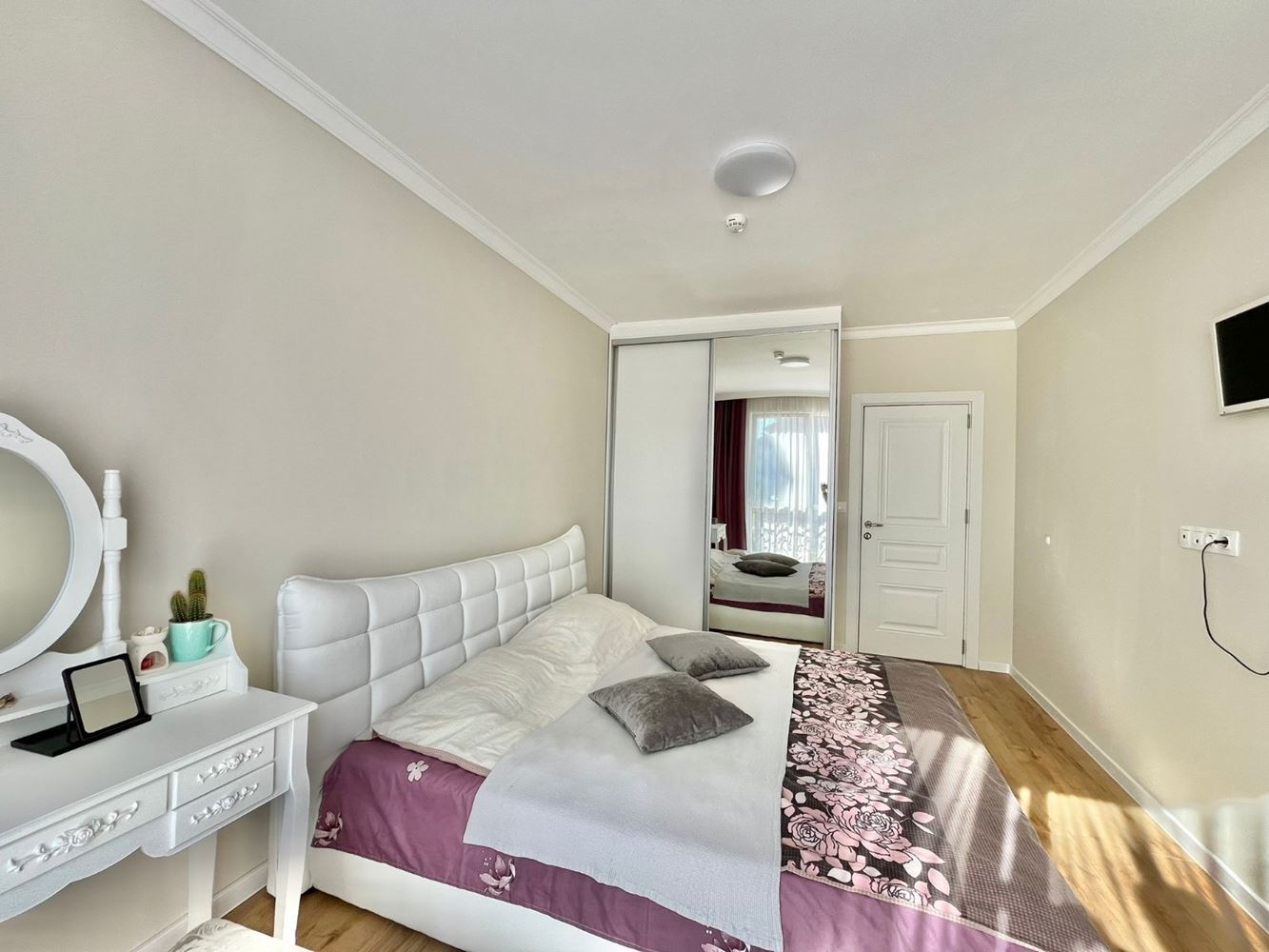 Dwupoziomowy apartament z dwiema sypialniami w centrum Rawdy – luksus, komfort i doskonała lokalizacja blisko morza