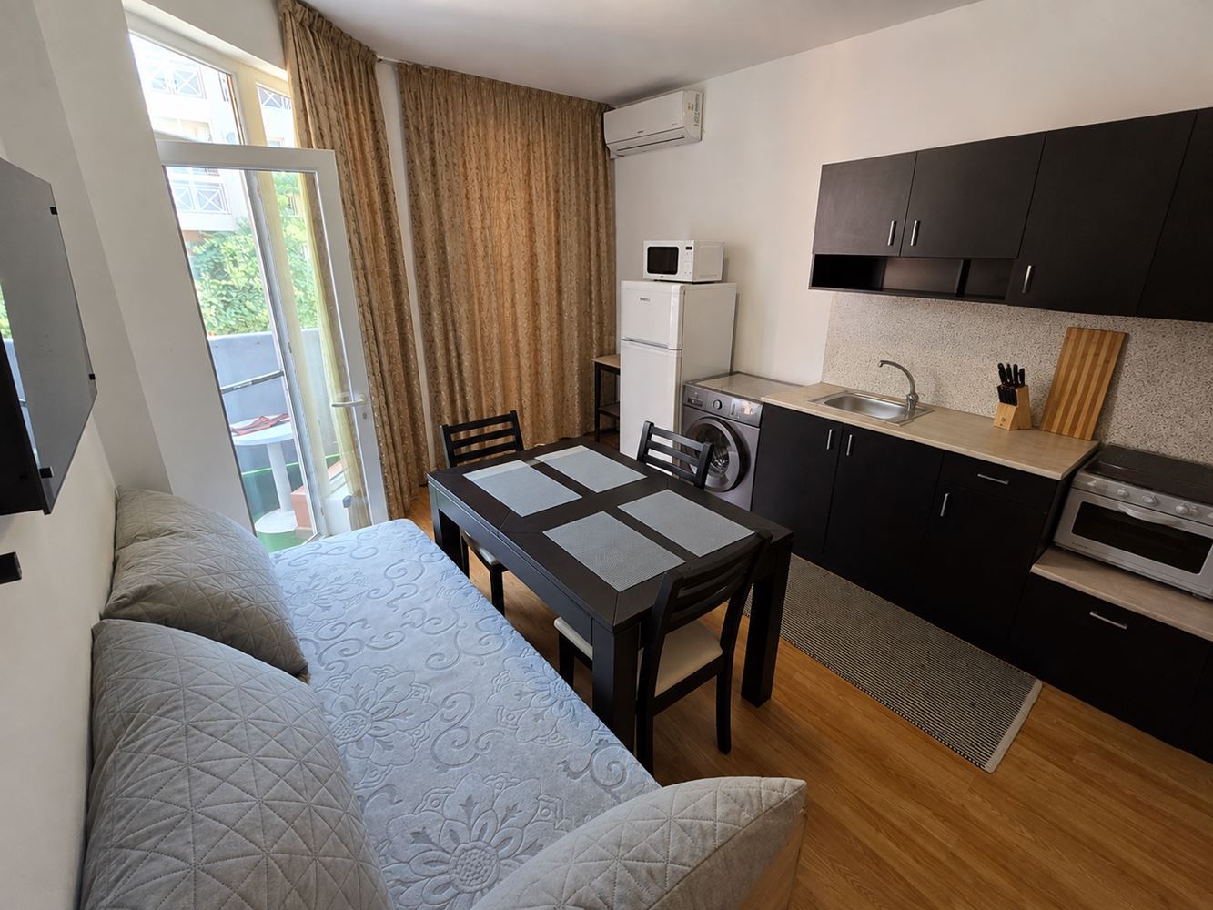 Przytulny apartament z jedną sypialnią w kompleksie z własną infrastrukturą