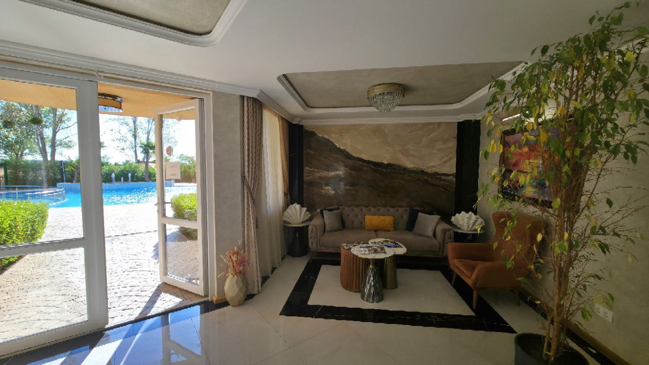 Penthouse z imponującym tarasem i panoramicznym widokiem – styl i przestrzeń na najwyższym piętrze