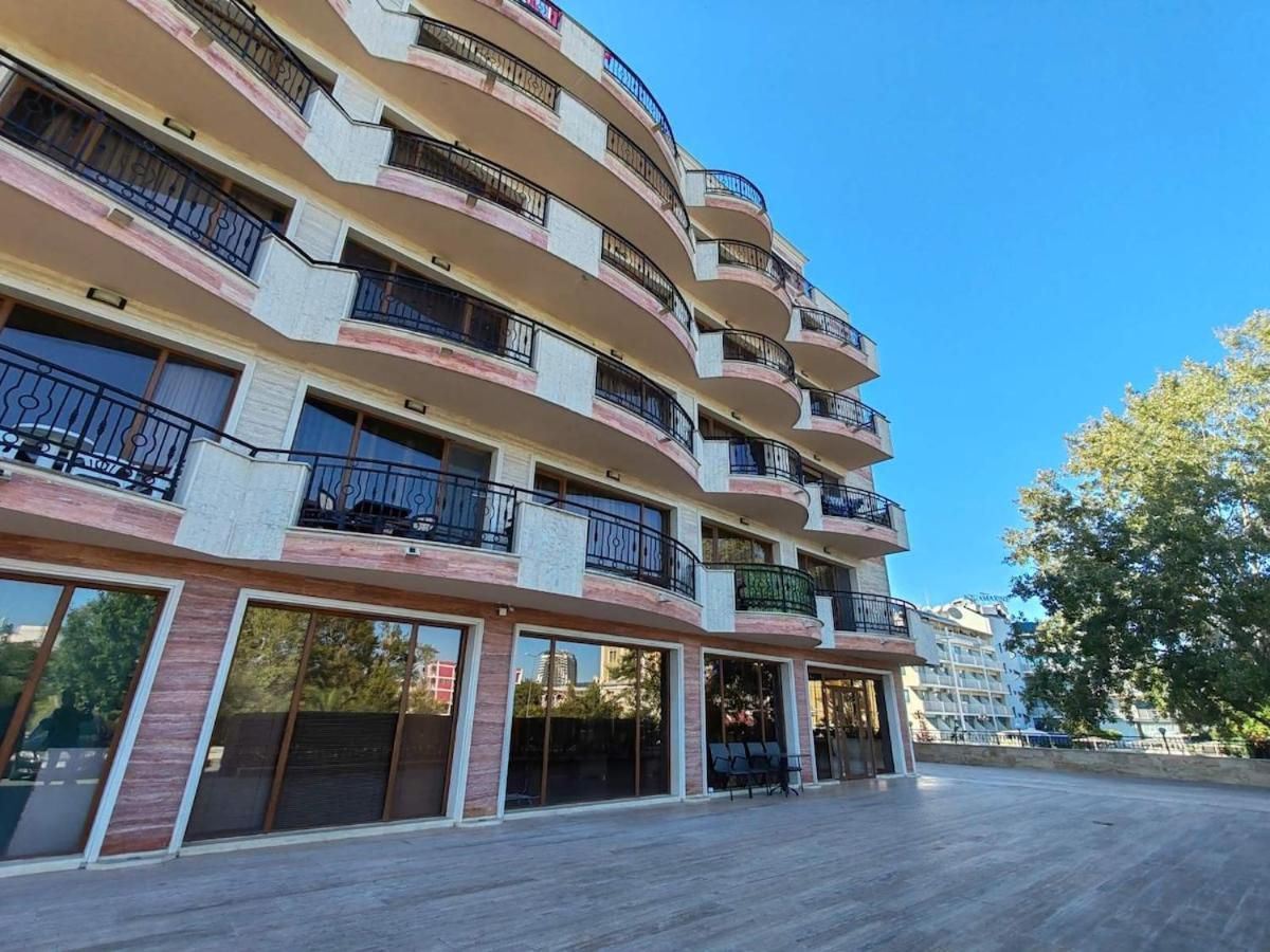 Przestronny apartament z dwiema sypialniami 200 metrów od Cacao Beach – komfort, luksus i doskonała lokalizacja