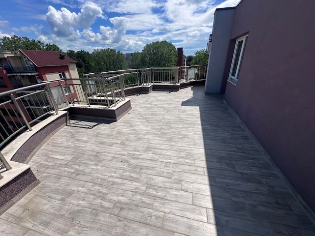 Nowe budownictwo w Słonecznym Brzegu - duży apartament z dwiema sypialniami bez miesięcznych opłat!