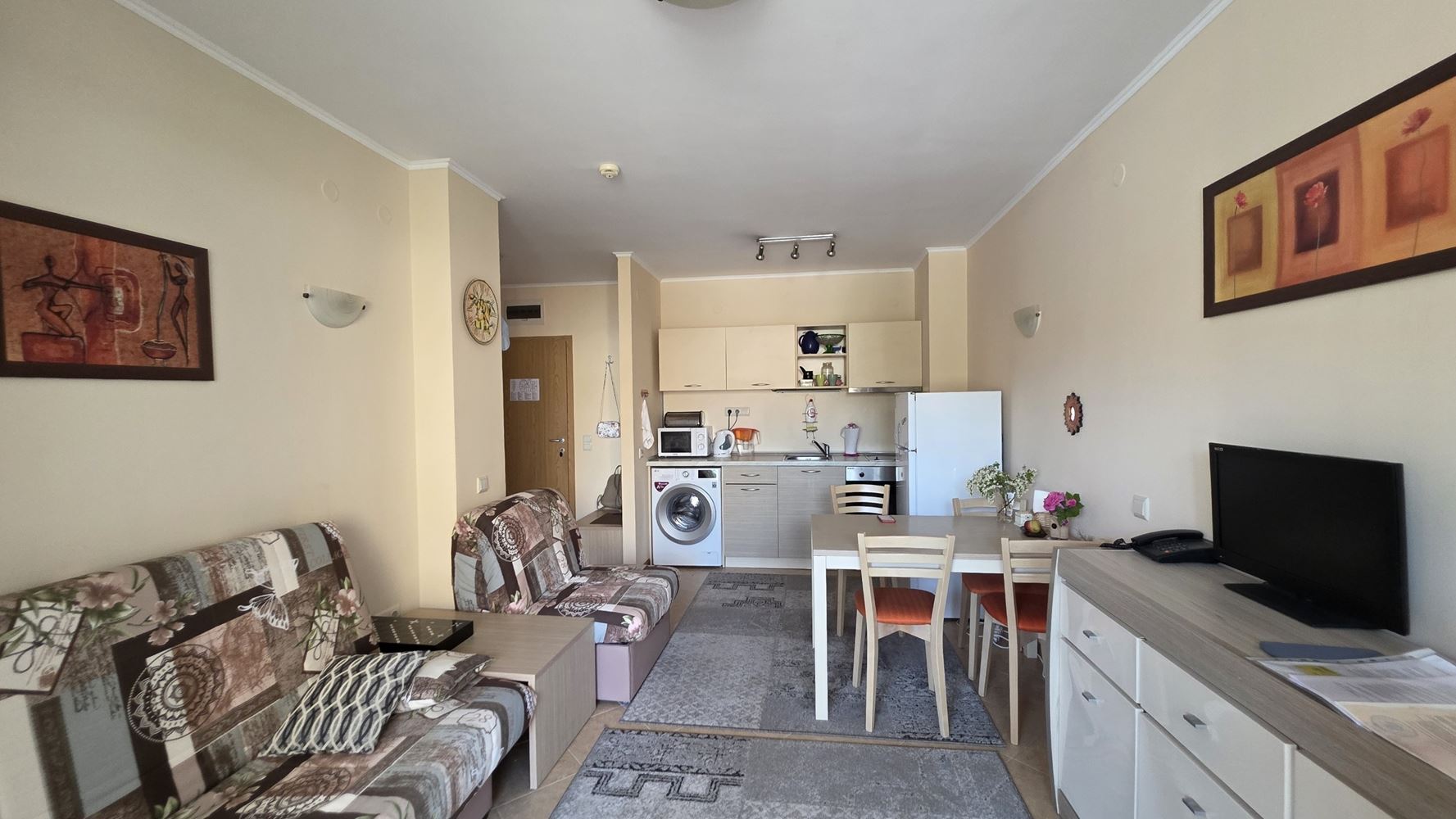 Luksus, komfort i doskonała inwestycja – apartament z jedną sypialnią z widokiem na basen w prestiżowym kompleksie w Słonecznym Brzegu