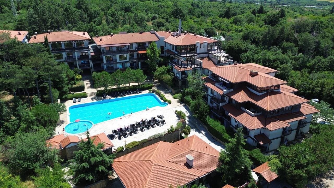 Apartament z jedną sypialnią w prestiżowym kompleksie niedaleko Sozopolu – komfort, spokój i doskonała inwestycja