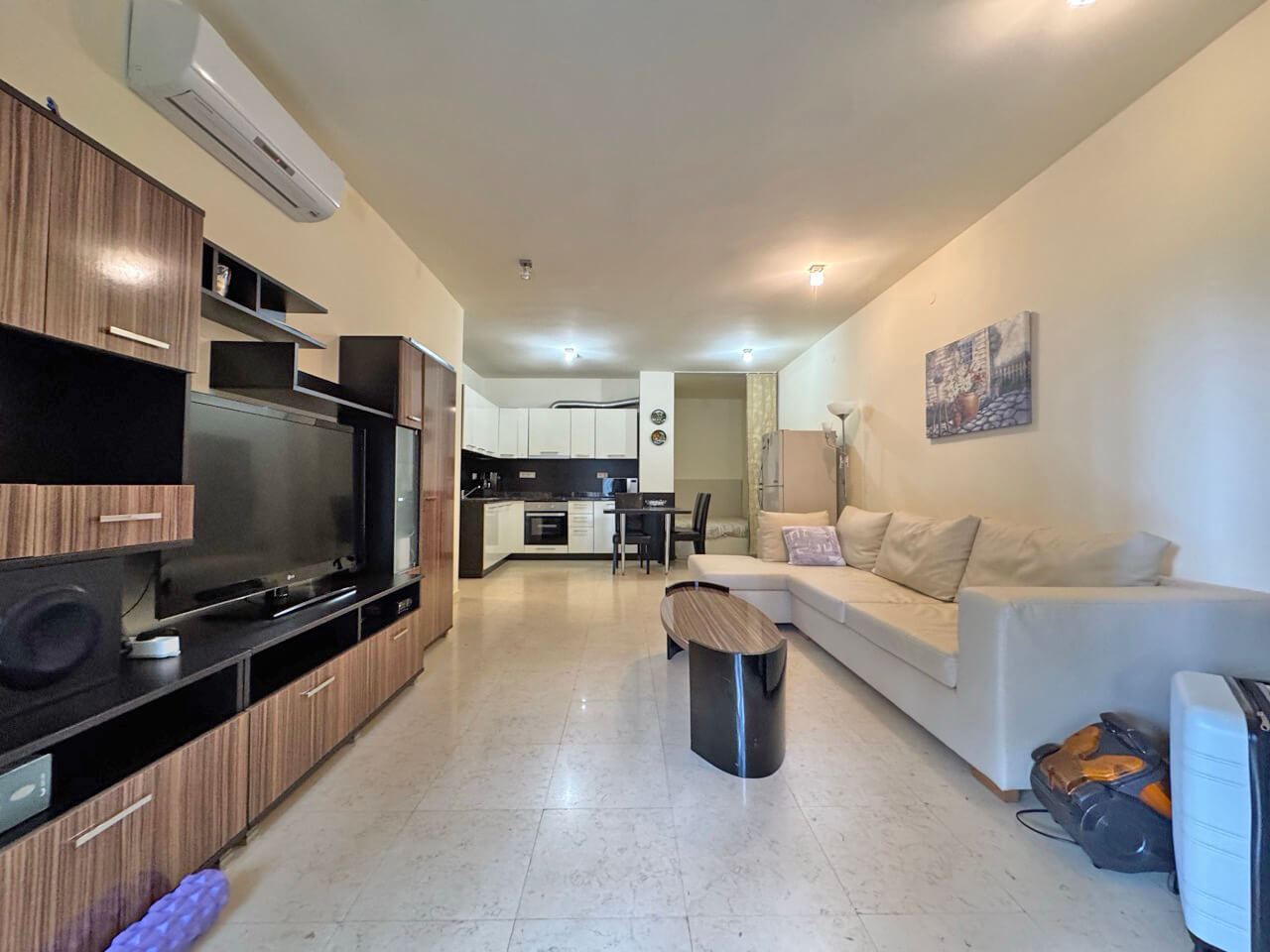 Elegancki apartament z jedną sypialnią na pierwszej linii brzegowej w Sweti Własie z bezpośrednim wyjściem do ogrodu i basenu