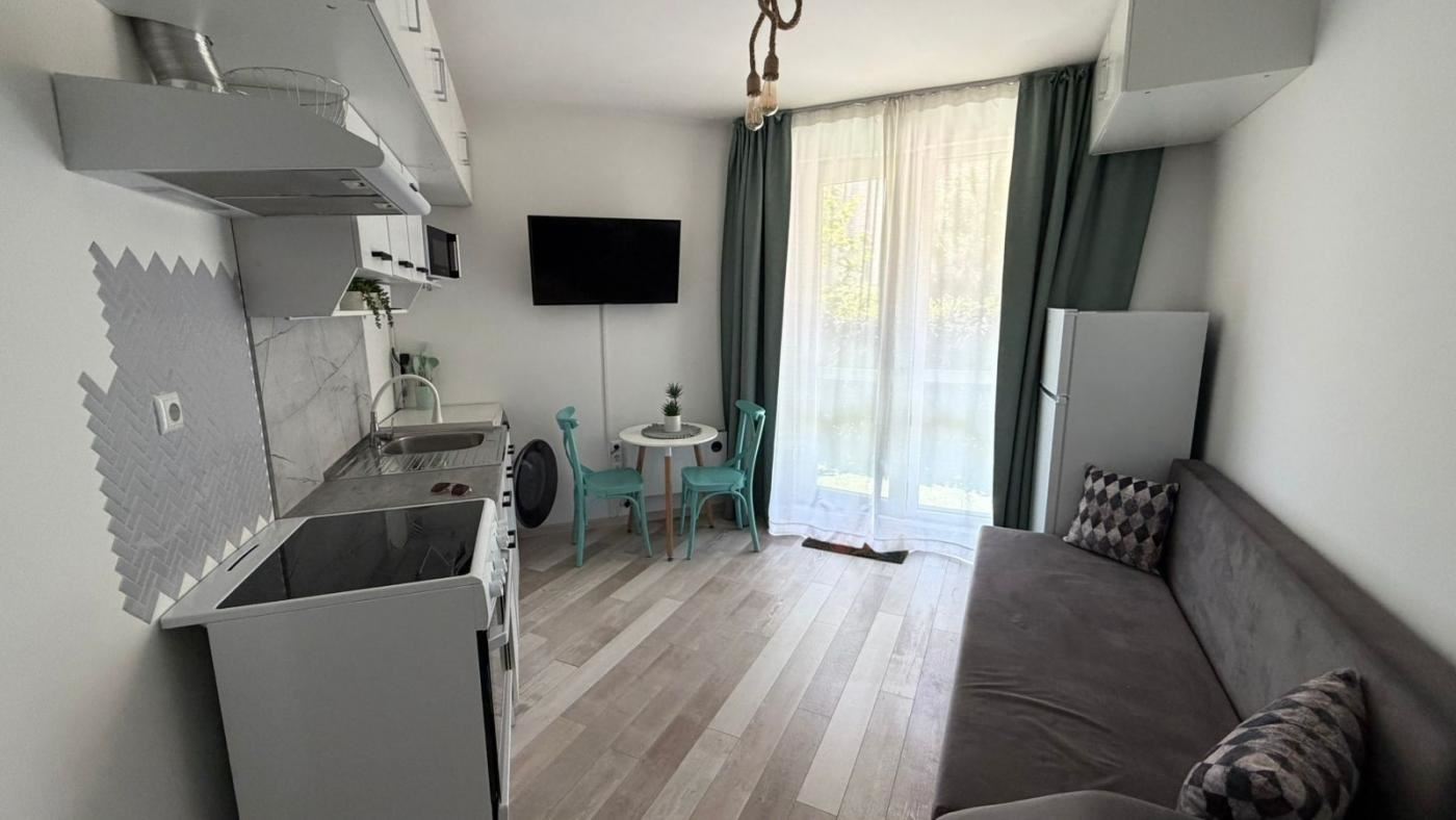 Luksusowe studio z dużą werandą w prestiżowym kompleksie w Słonecznym Brzegu – komfort, zieleń i relaks SPA