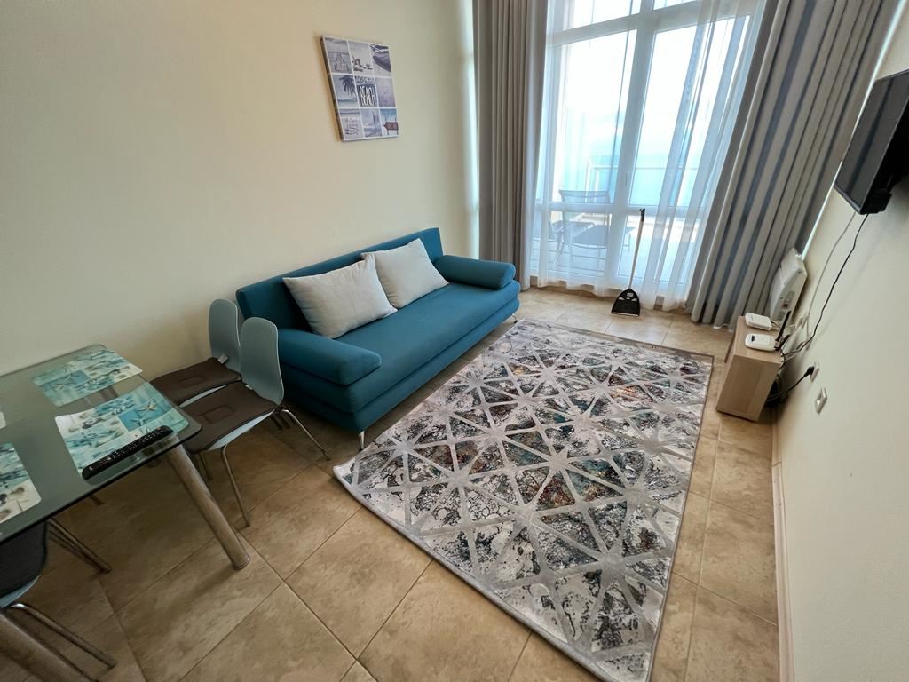 Apartament z jedną sypialnią w pierwszej linii brzegowej z widokiem na morze w Nesebyrze, 500 m od Starego Miasta