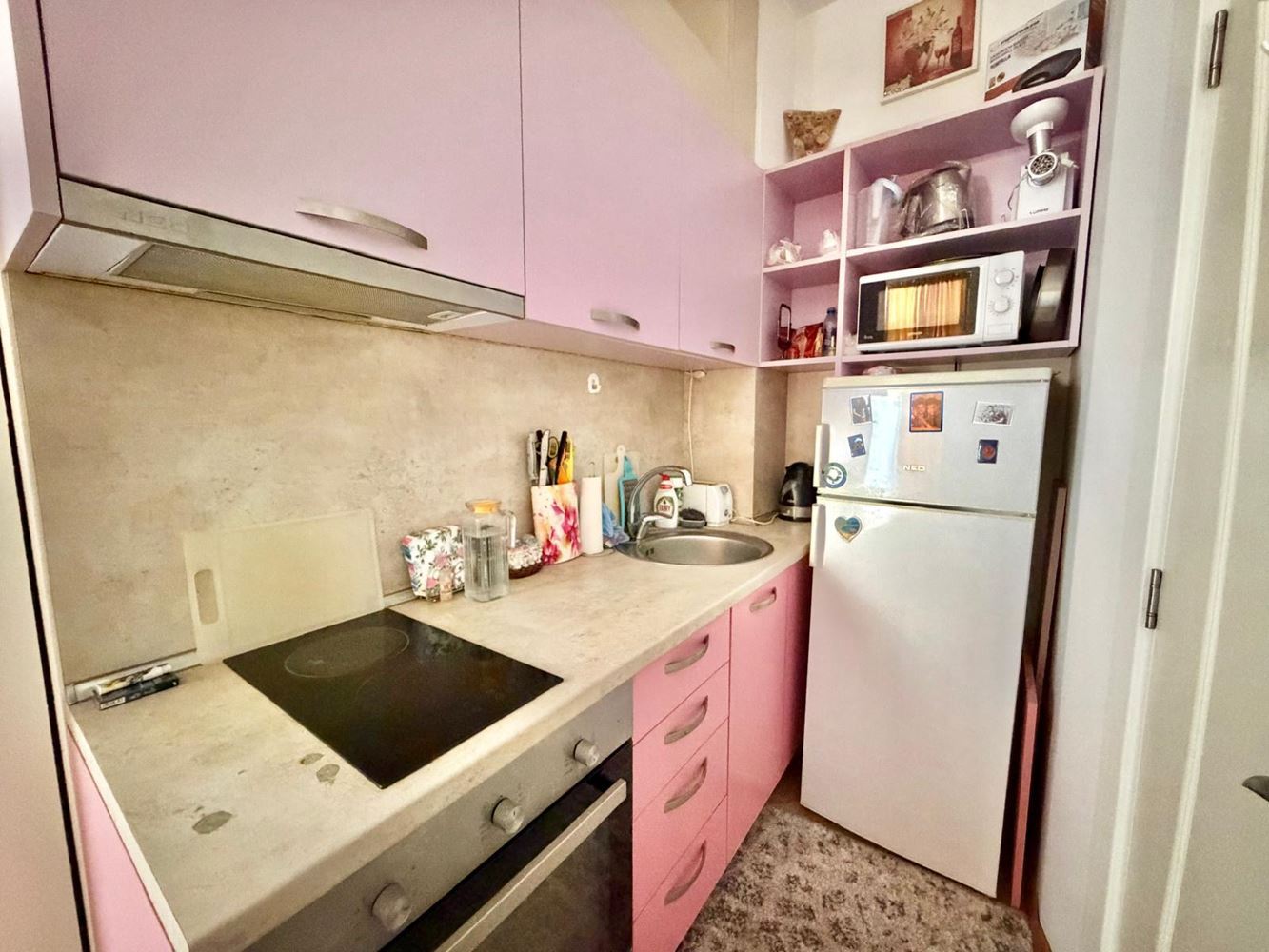 Apartament z jedną sypialnią i prywatnym ogródkiem w Rawdzie – tylko 200 m od morza