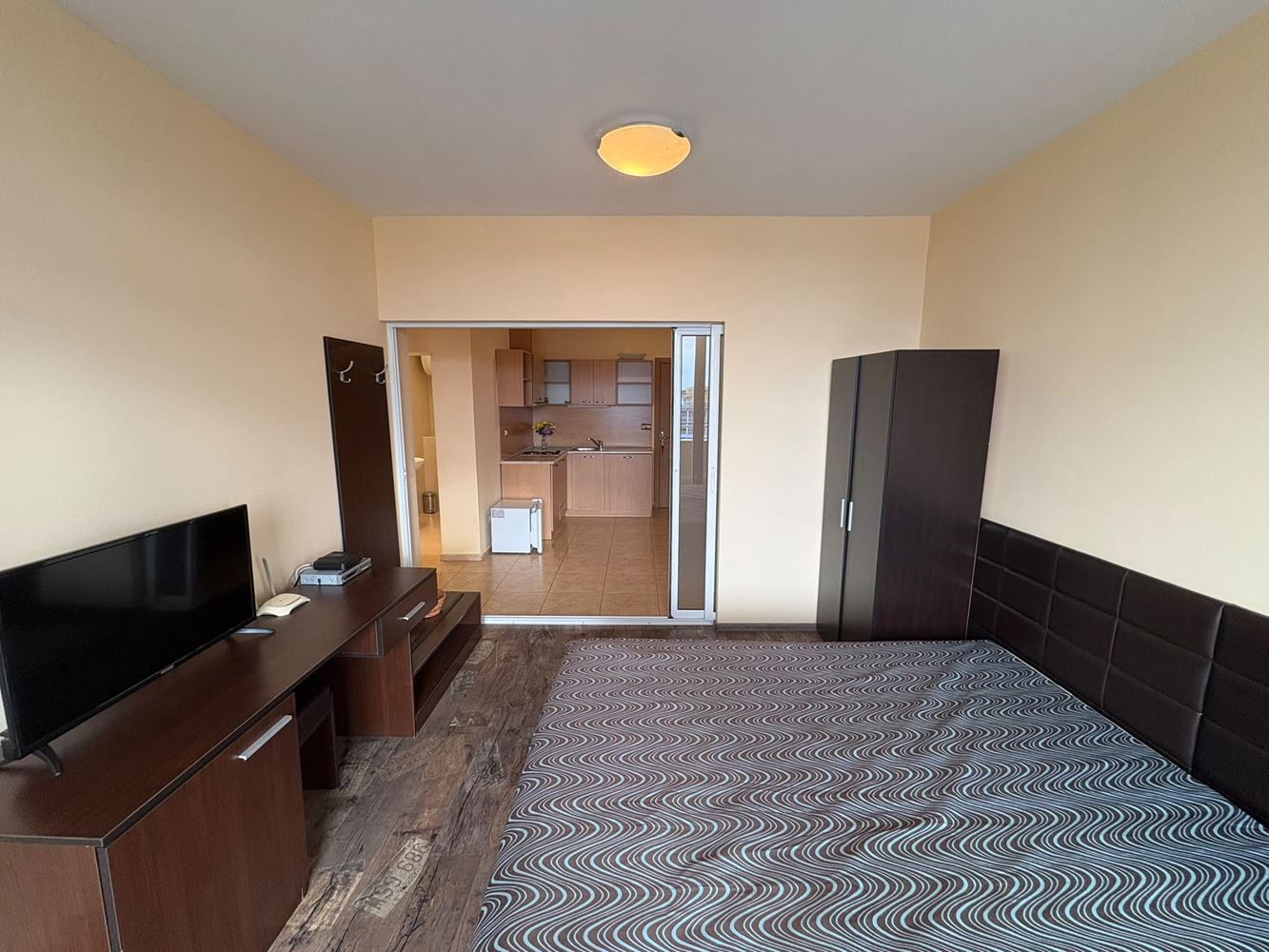 Apartament z dwiema sypialniami w Słonecznym Brzegu – przestrzeń, udogodnienia i rozrywka w kompleksie wakacyjnym