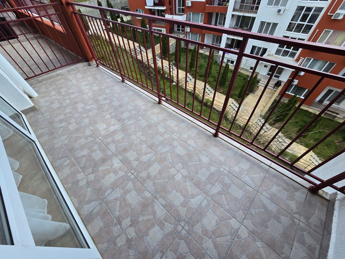 Przepiękny apartament z jedną sypialnią w Świętym Własie z widokiem na morze – doskonała inwestycja kilka kroków od plaży