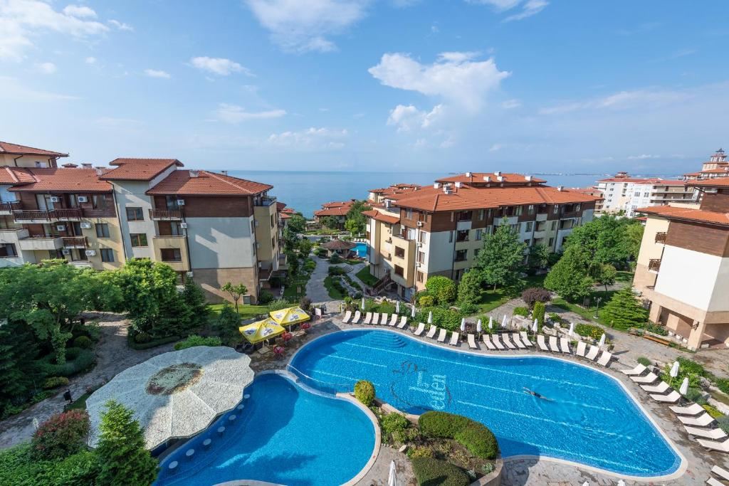 Sveti Vlas – w pełni umeblowany apartament w pierwszej linii brzegowej z prywatną plażą i atmosferą morza