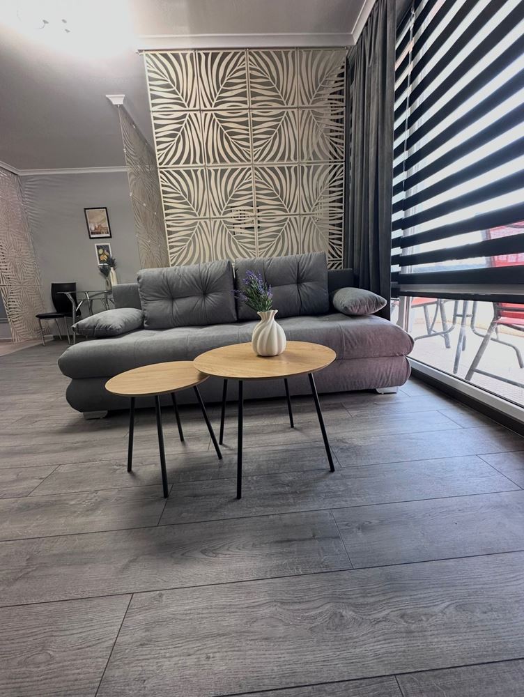 Dwupokojowe mieszkanie z częściowym widokiem na morze w Sveti Vlas – umeblowane, po remoncie, w luksusowym kompleksie zamkniętym