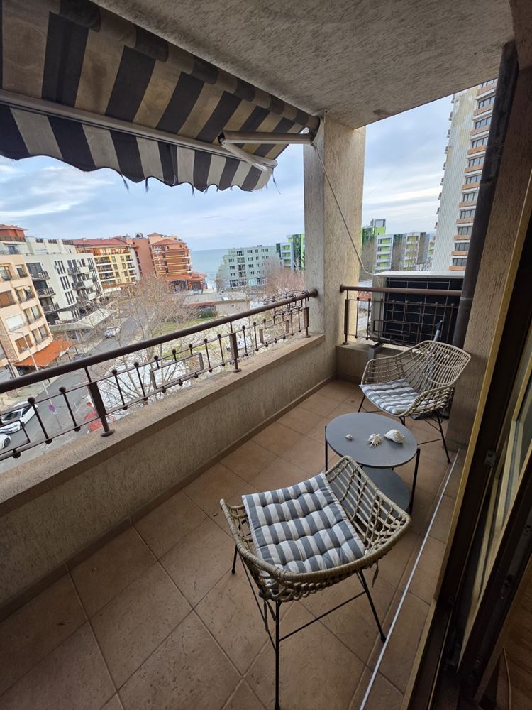 Nessebar: luksusowe mieszkanie z dwiema sypialniami i panoramicznym widokiem na morze – 183 m² przestrzeni, komfortu i stylu