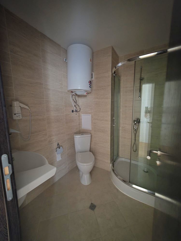 Nowy apartament z jedną sypialnią i panoramicznym widokiem na morze w Sveti Vlas