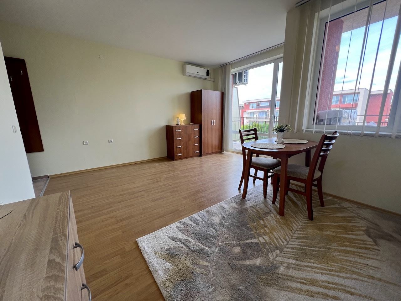 Przestronne studio w Słonecznym Brzegu z doskonałą lokalizacją i imponującym kompleksem – gotowe do zamieszkania lub inwestycji