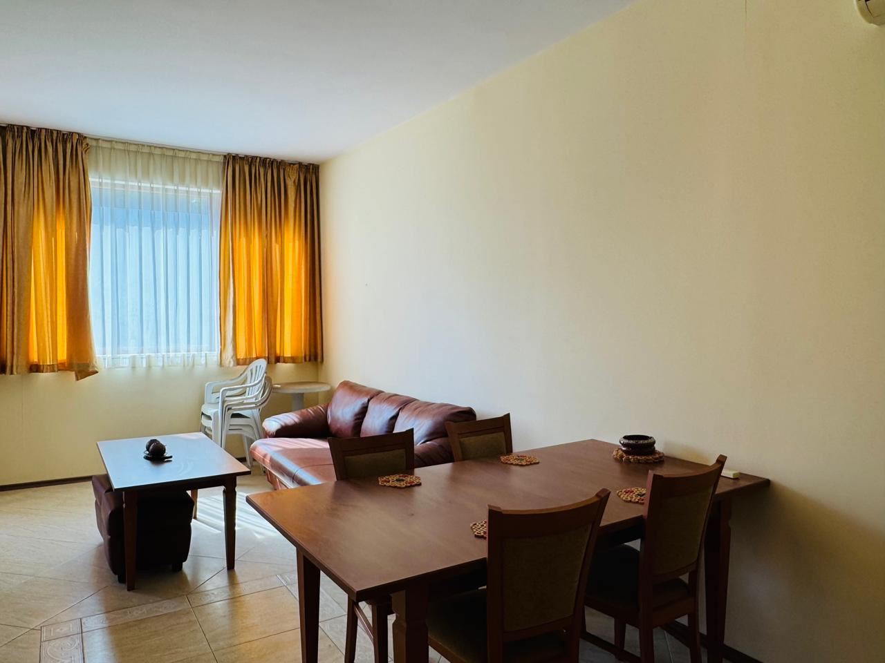 Apartament z jedną sypialnią i widokiem na basen – tylko 300 m od morza w Słonecznym Brzegu