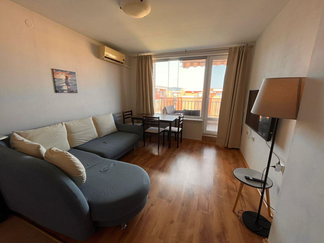 Dwupokojowe mieszkanie w Słonecznym Brzegu – komfort, spokój i zielone otoczenie w pięknym kompleksie