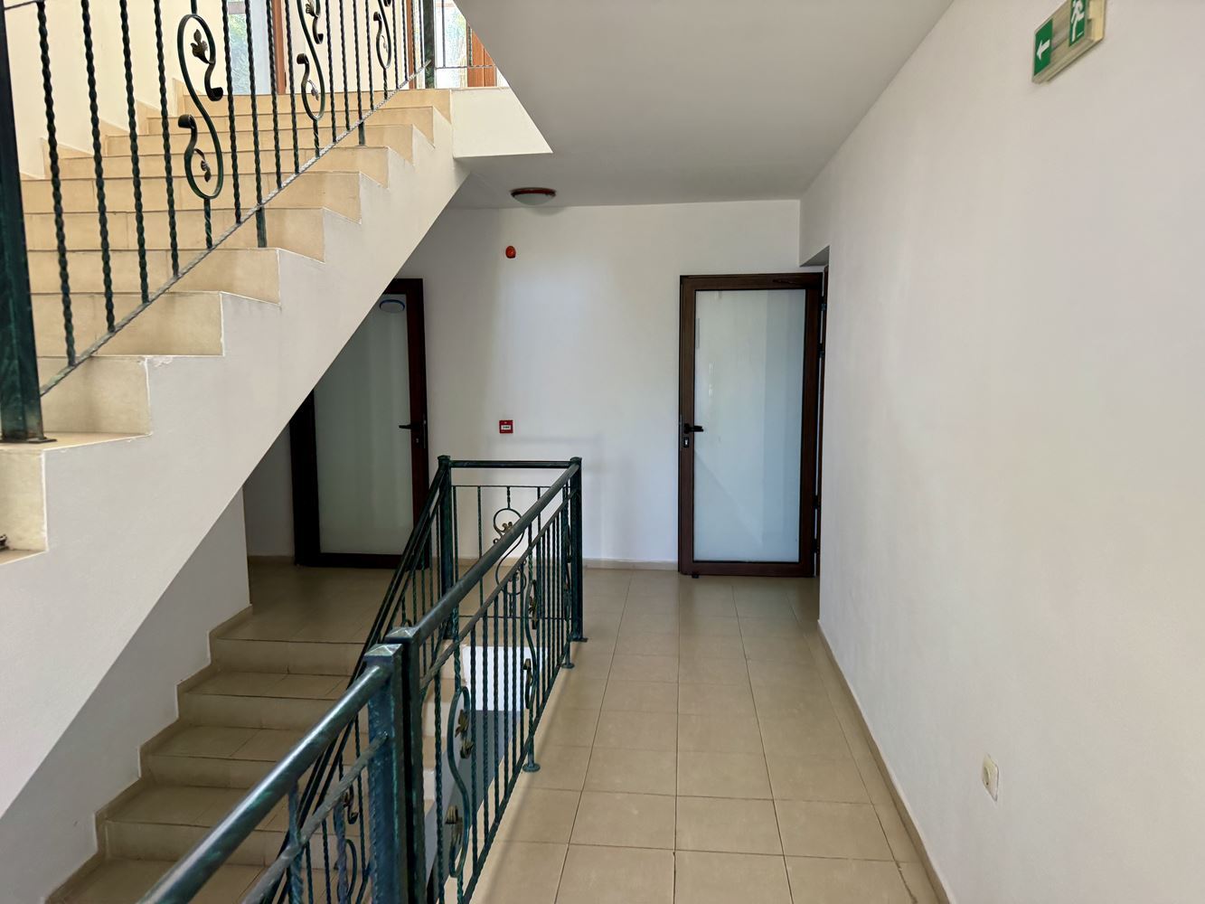 Apartament w pierwszej linii w Sveti Vlas – stylowa nieruchomość przy plaży i marinie jachtowej „Marina Dinevi”