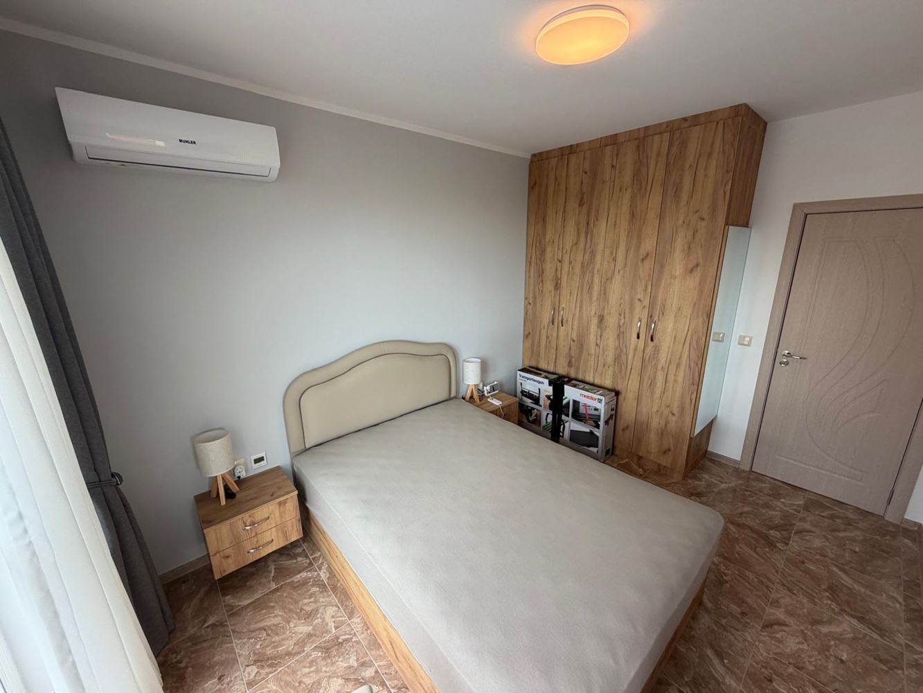Apartament z 2 sypialniami w nowoczesnym kompleksie z pięknym otoczeniem zieleni w Rawdzie