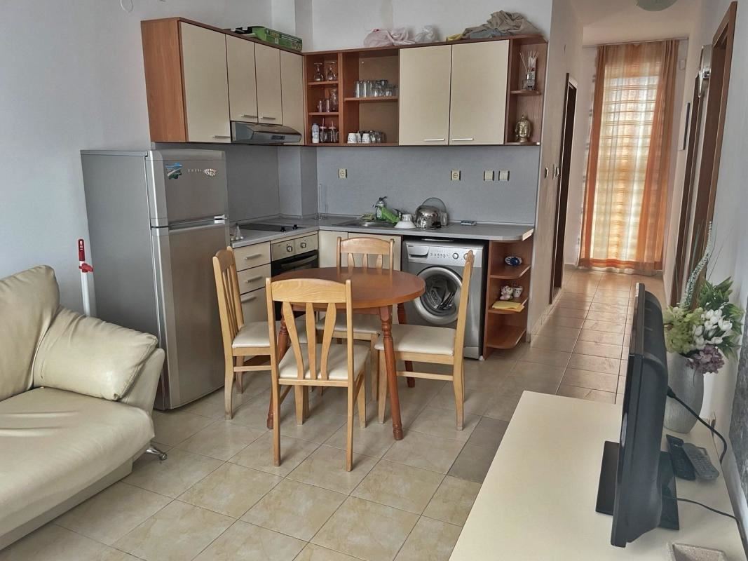 W pełni umeblowany trzypokojowy apartament w Słonecznym Brzegu – komfort, przytulność i bezpieczna inwestycja