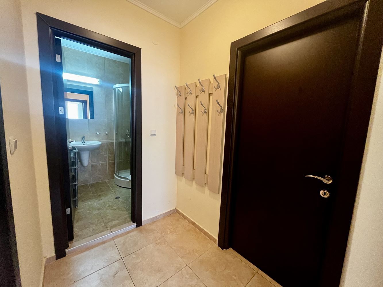 Przestronny apartament z dwiema sypialniami w Nesebyrze – w pełni umeblowany i gotowy do zamieszkania
