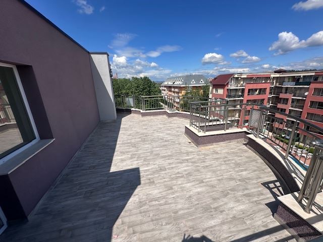 Nowe budownictwo w Słonecznym Brzegu - duży apartament z dwiema sypialniami bez miesięcznych opłat!