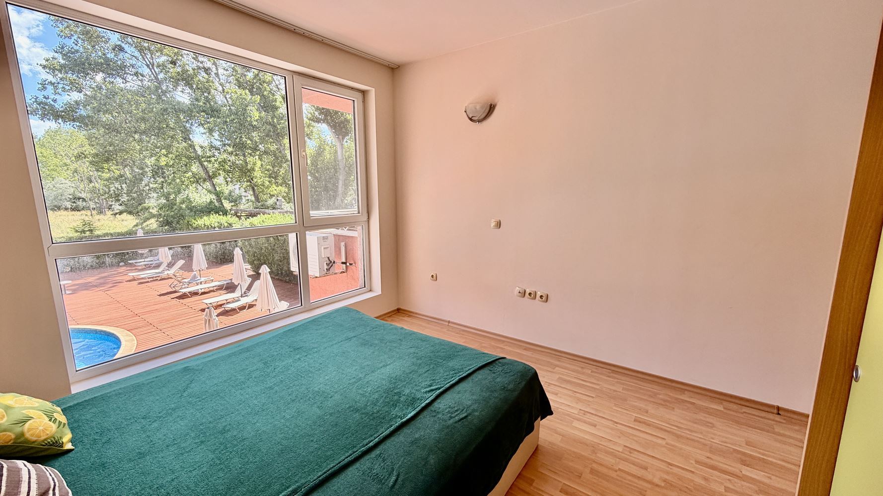 Słoneczny Brzeg: apartament z jedną sypialnią 300 metrów od plaży – komfort, jakość i doskonała inwestycja