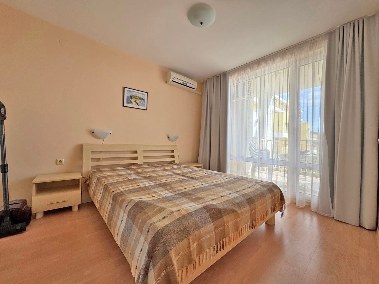 Apartament z jedną sypialnią z widokiem na morze i basen w prestiżowym kompleksie w Sveti Vlas