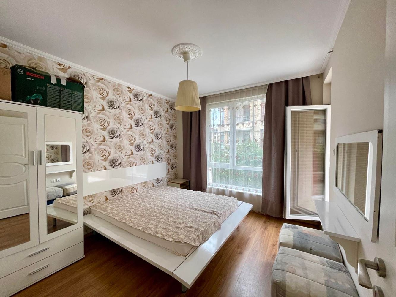 Przytulny apartament z jedną sypialnią i widokiem na basen w spokojnym kompleksie w Słonecznym Brzegu