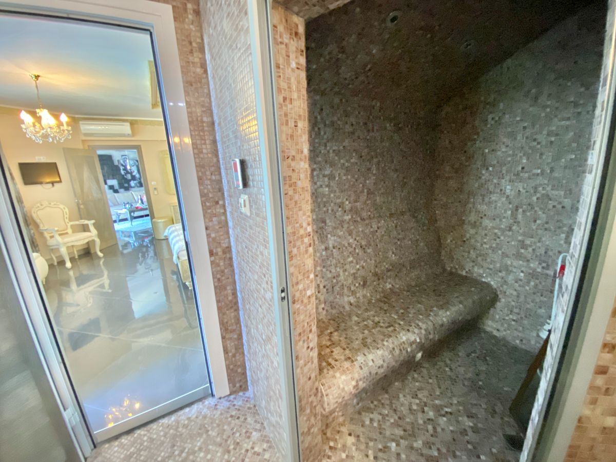 Unikalny apartament dwupoziomowy w kompleksie klasy premium w mieście Nesebyr